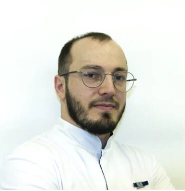 Марат Рамазанов, врач-ортопед ФАБЕРДЕНТ